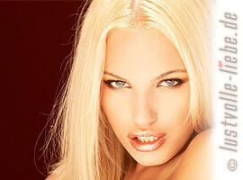 Dirty talk © Fotolia Dirty talk - erotischer Schweinekram für\'s Ohr