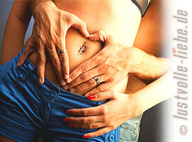 Intimschmuck © Fotolia Erotischer Glitzer unten drunter